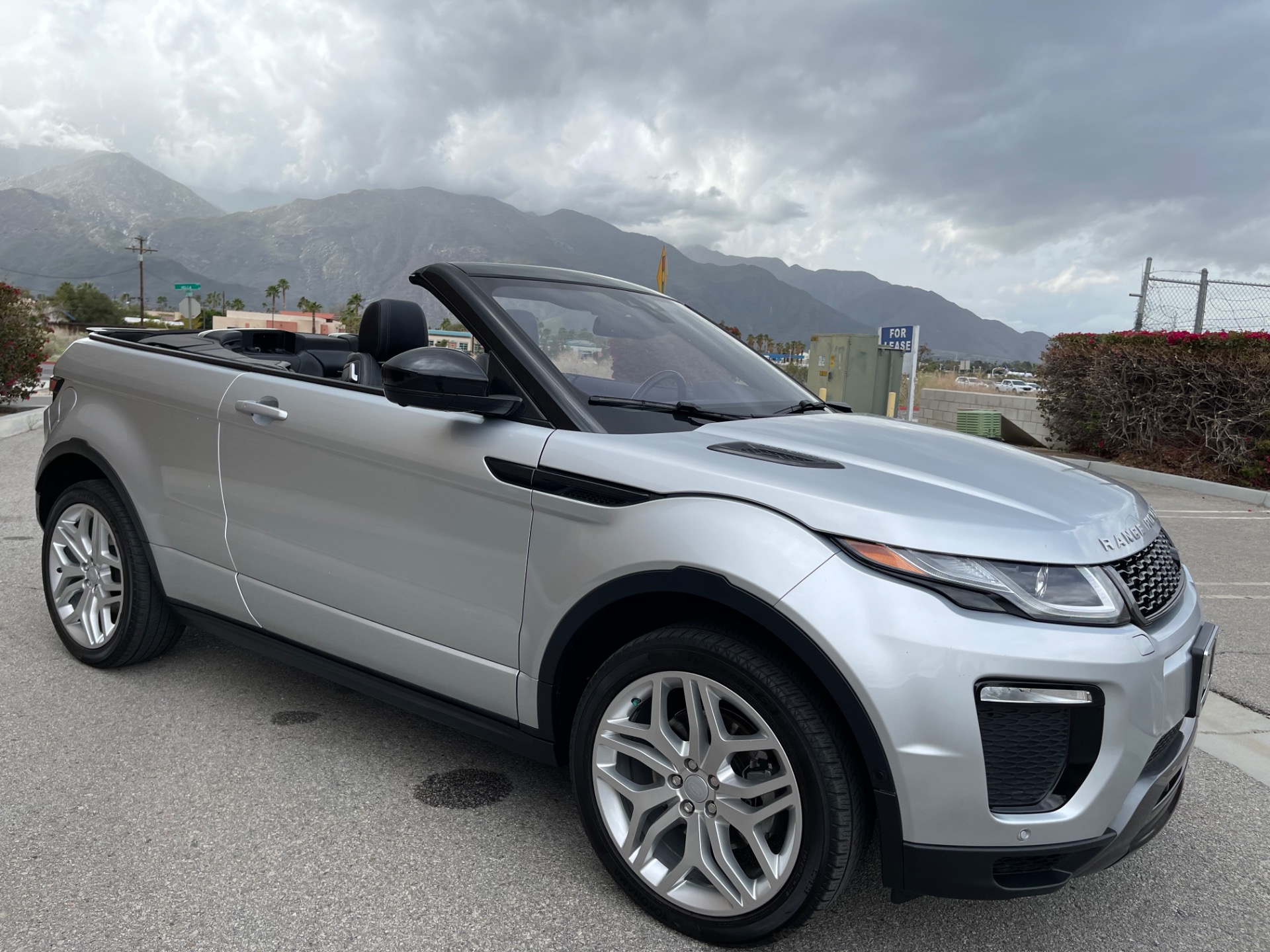 Used-2018-Land-Rover-Range-Rover-Evoque-Convertible-HSE-Dynamic
