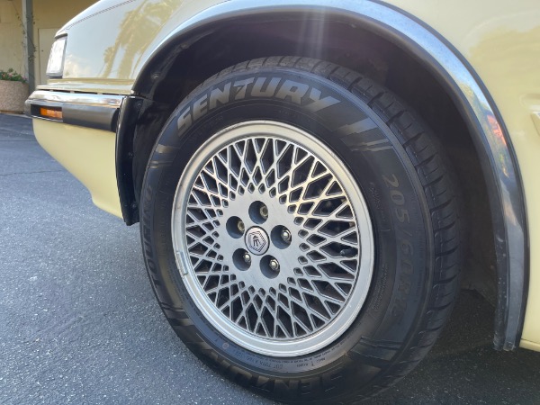 Used-1989-Chrysler-BY-MASERATI-TC-Turbo