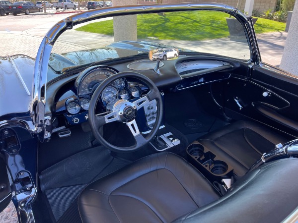 Used-1960-Chevrolet-Corvette