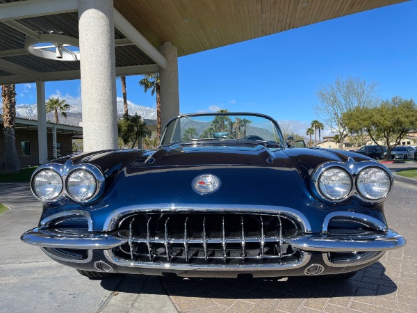 Used-1960-Chevrolet-Corvette