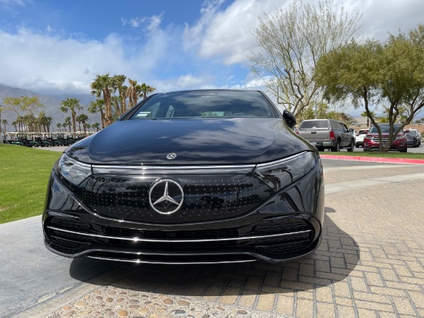 Used-2022-Mercedes-Benz-EQS-450-plus-luxury