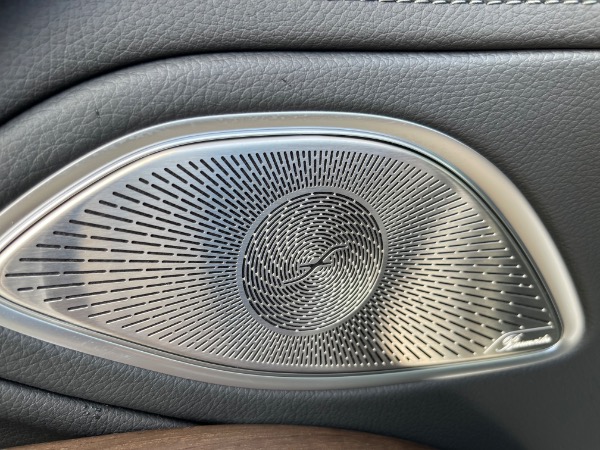 Used-2022-Mercedes-Benz-EQS-450-plus-luxury
