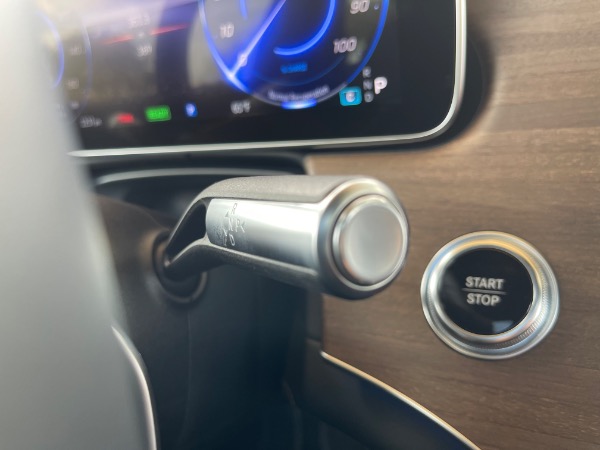 Used-2022-Mercedes-Benz-EQS-450-plus-luxury