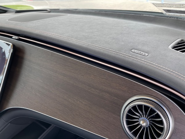 Used-2022-Mercedes-Benz-EQS-450-plus-luxury
