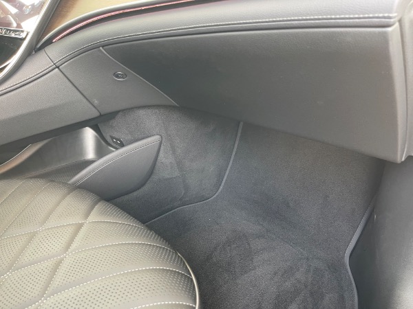 Used-2022-Mercedes-Benz-EQS-450-plus-luxury