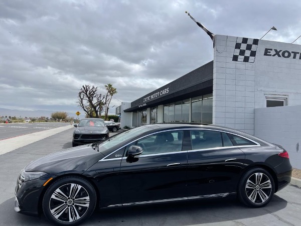Used-2022-Mercedes-Benz-EQS-450-plus-luxury