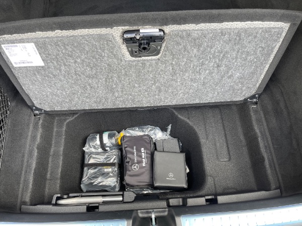 Used-2022-Mercedes-Benz-EQS-450-plus-luxury