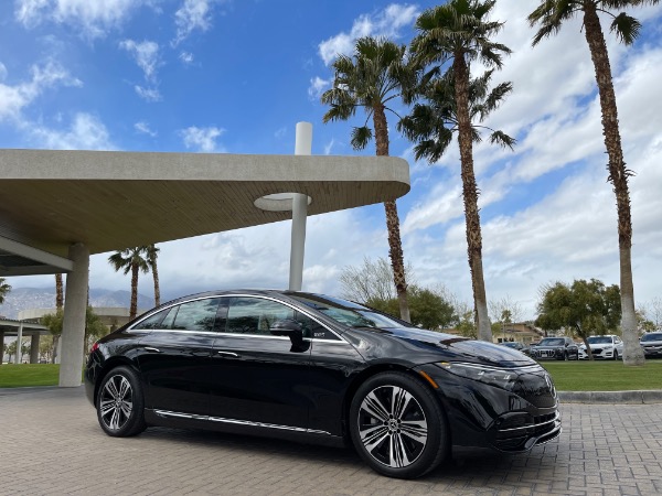 Used-2022-Mercedes-Benz-EQS-450-plus-luxury
