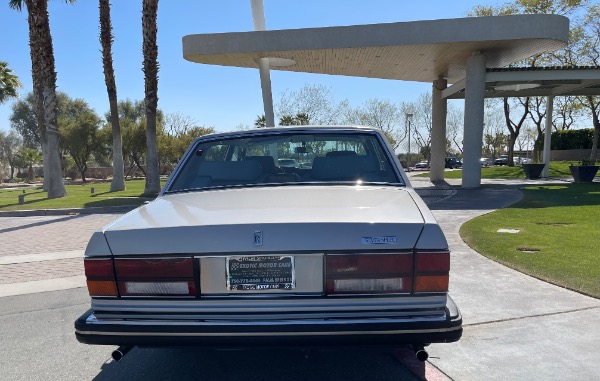 Used-1986-Rolls-Royce-Silver-Spur