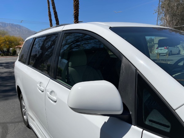 Used-2013-Toyota-Sienna-LE-Mobility-7-Passenger