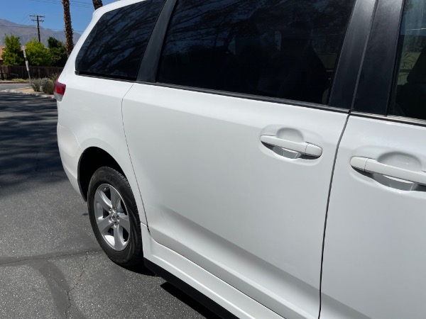 Used-2013-Toyota-Sienna-LE-Mobility-7-Passenger