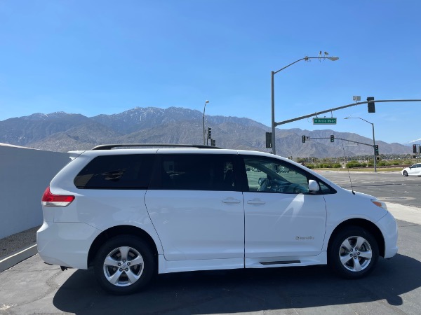 Used-2013-Toyota-Sienna-LE-Mobility-7-Passenger