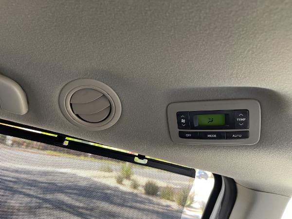 Used-2013-Toyota-Sienna-LE-Mobility-7-Passenger