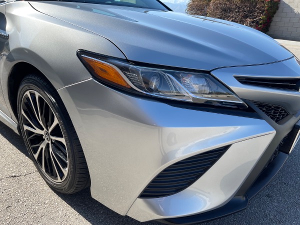 Used-2018-Toyota-Camry-Hybrid-Sport-Edition