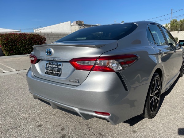 Used-2018-Toyota-Camry-Hybrid-Sport-Edition