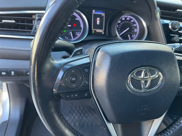 Used-2018-Toyota-Camry-Hybrid-Sport-Edition