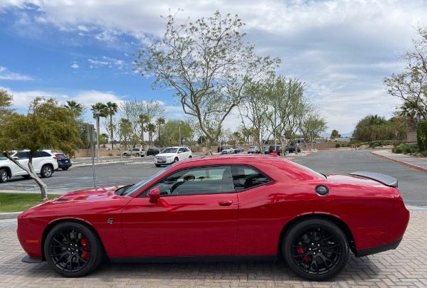 Used-2015-Dodge-Challenger-SRT-Hellcat