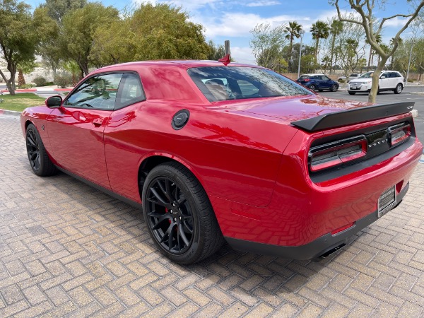 Used-2015-Dodge-Challenger-SRT-Hellcat