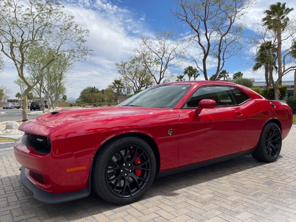 Used-2015-Dodge-Challenger-SRT-Hellcat