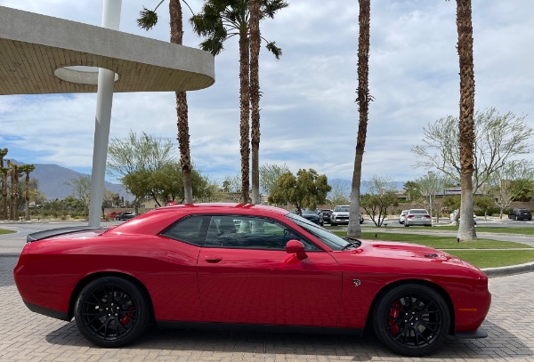 Used-2015-Dodge-Challenger-SRT-Hellcat