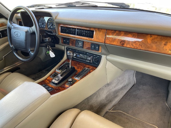 Used-1995-Jaguar-XJ-Series-XJS