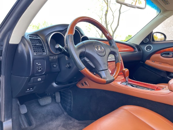 Used-2004-Lexus-SC-430