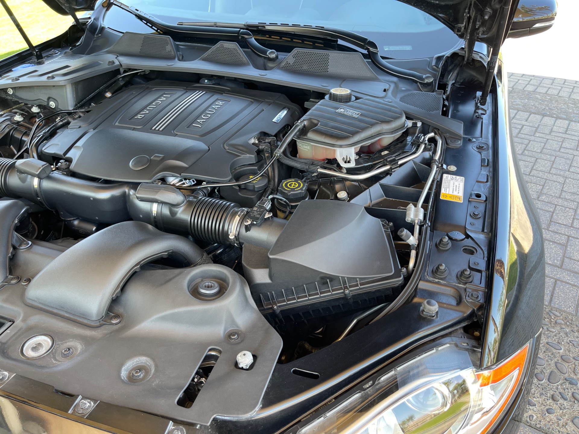 Used-2012-Jaguar-XJL-Supercharged