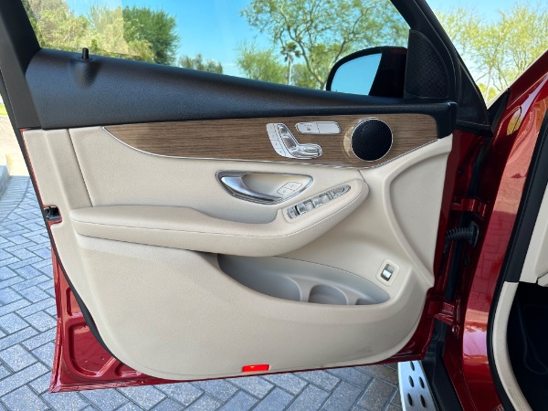 Used-2019-Mercedes-Benz-GLC-300-20-Turbo-GLC-300