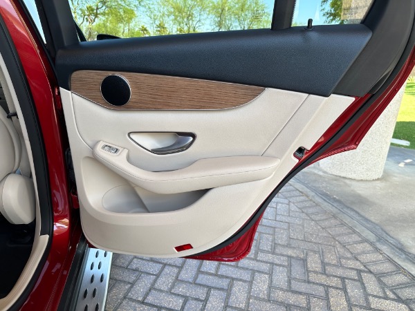 Used-2019-Mercedes-Benz-GLC-300-20-Turbo-GLC-300