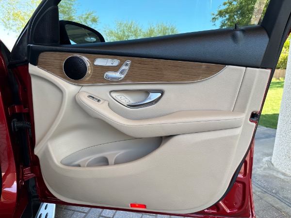 Used-2019-Mercedes-Benz-GLC-300-20-Turbo-GLC-300