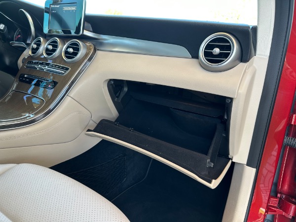 Used-2019-Mercedes-Benz-GLC-300-20-Turbo-GLC-300