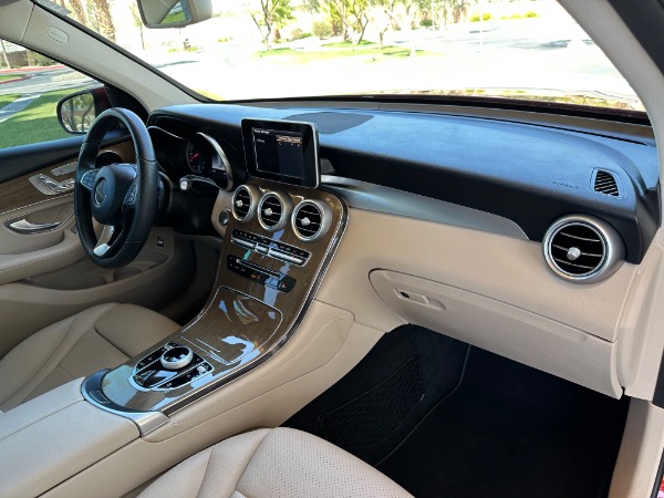 Used-2019-Mercedes-Benz-GLC-300-20-Turbo-GLC-300