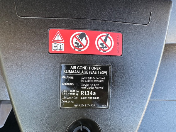 Used-2014-Mercedes-Benz-E-Class-E-350