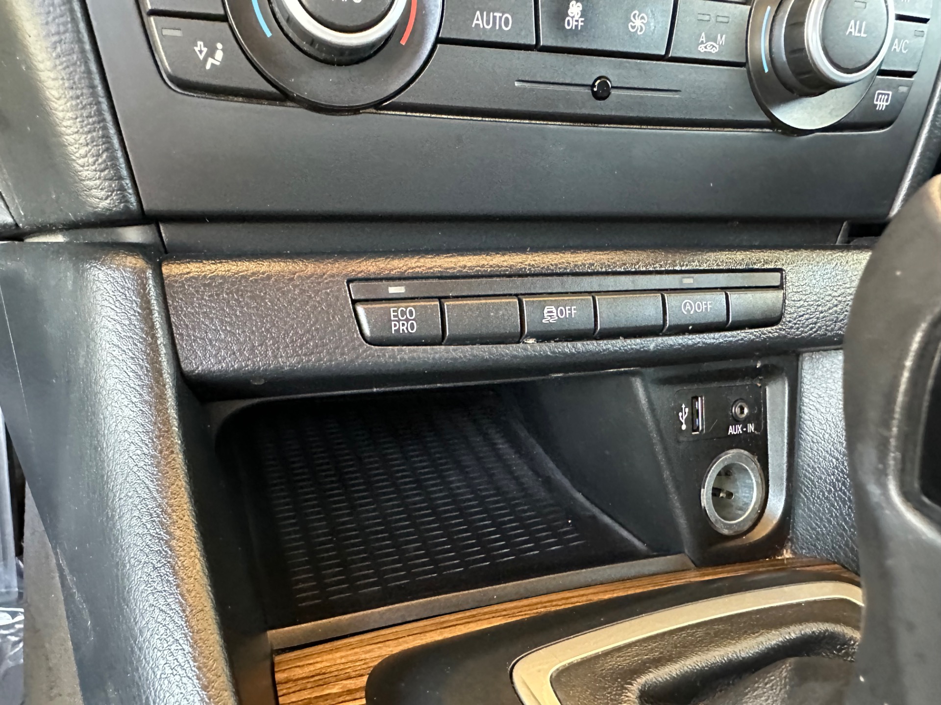 2014 bmw on sale x1 bluetooth music