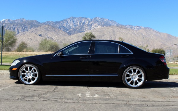 Used-2008-Mercedes-Benz-S-Class-S-550