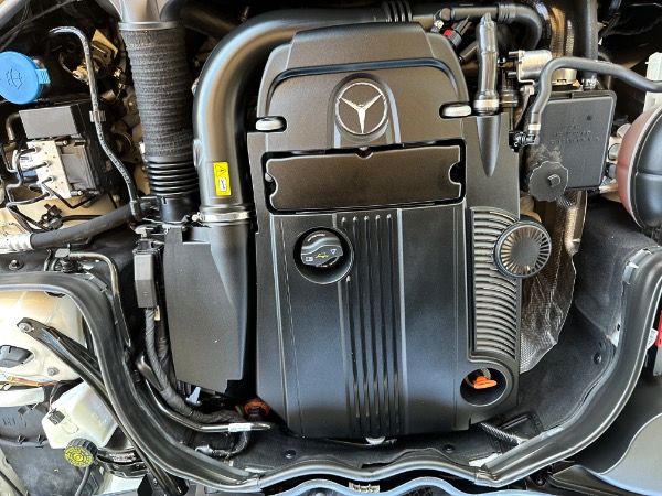 Used-2015-Mercedes-Benz-C-Class-C-250