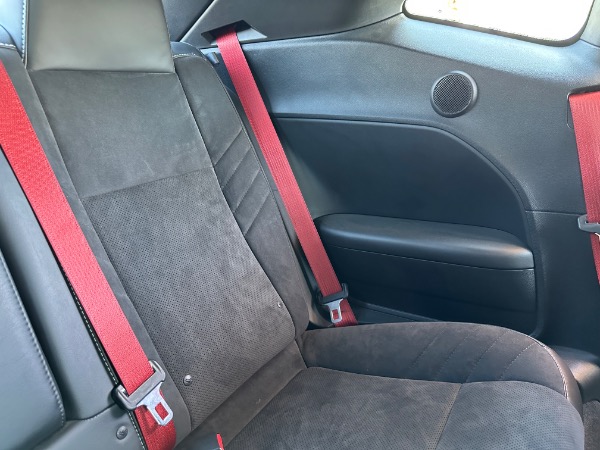 Used-2015-Dodge-Challenger-SRT-392