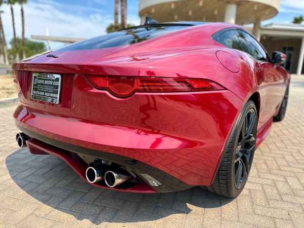 Used-2016-Jaguar-F-TYPE-R
