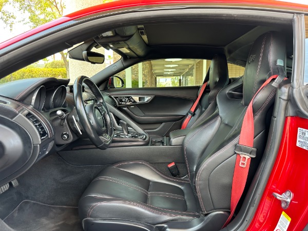 Used-2016-Jaguar-F-TYPE-R