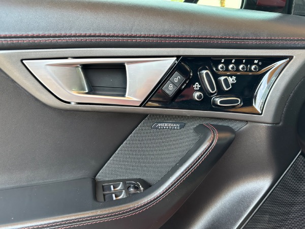 Used-2016-Jaguar-F-TYPE-R