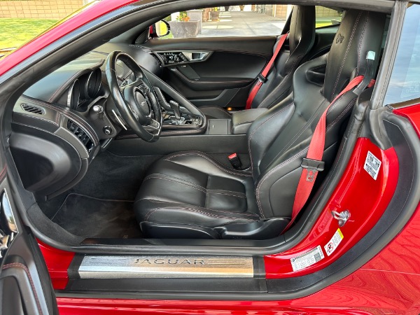 Used-2016-Jaguar-F-TYPE-R