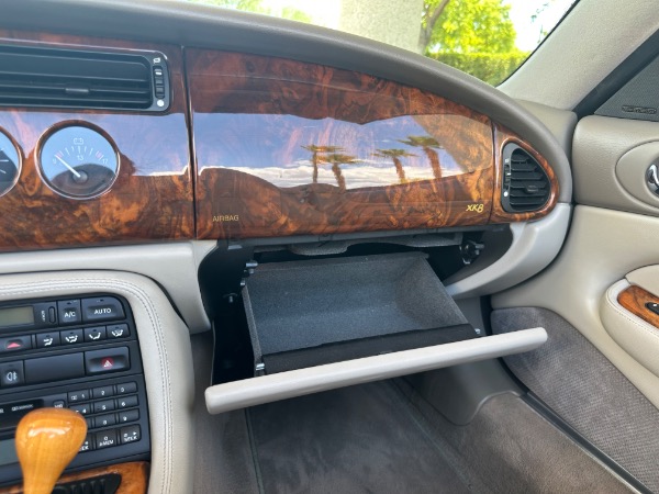 Used-1998-Jaguar-XK-Series-XK8