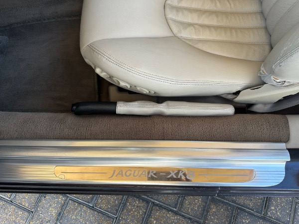 Used-1998-Jaguar-XK-Series-XK8