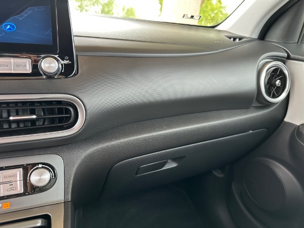 Used-2023-Hyundai-Kona-Limited