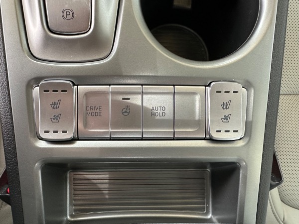 Used-2023-Hyundai-Kona-Limited