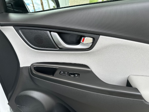 Used-2023-Hyundai-Kona-Limited