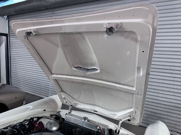 Used-1957-Ford-Thunderbird