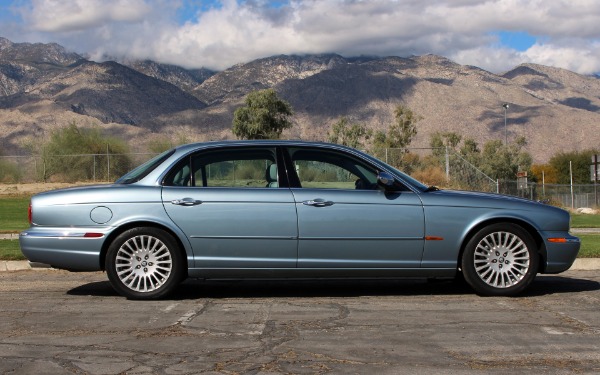 Used-2005-Jaguar-XJ-Series-Vanden-Plas