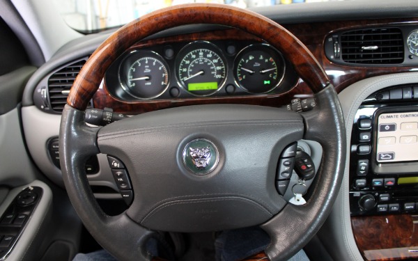 Used-2005-Jaguar-XJ-Series-Vanden-Plas