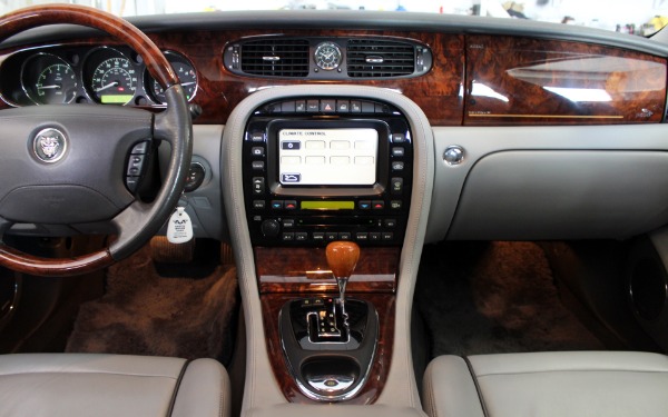 Used-2005-Jaguar-XJ-Series-Vanden-Plas